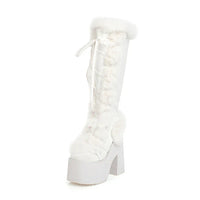 Damen Plateau-Stiefel – Extravagante Kniehohe Stiefel mit Kunstfell und Schnürung - Weihnachten in Weiß