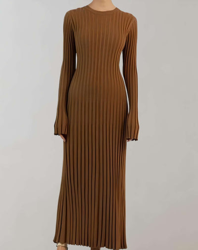 Adley - Langes figurbetontes Kleid mit Rundhalsausschnitt und Rippstrick Kleid