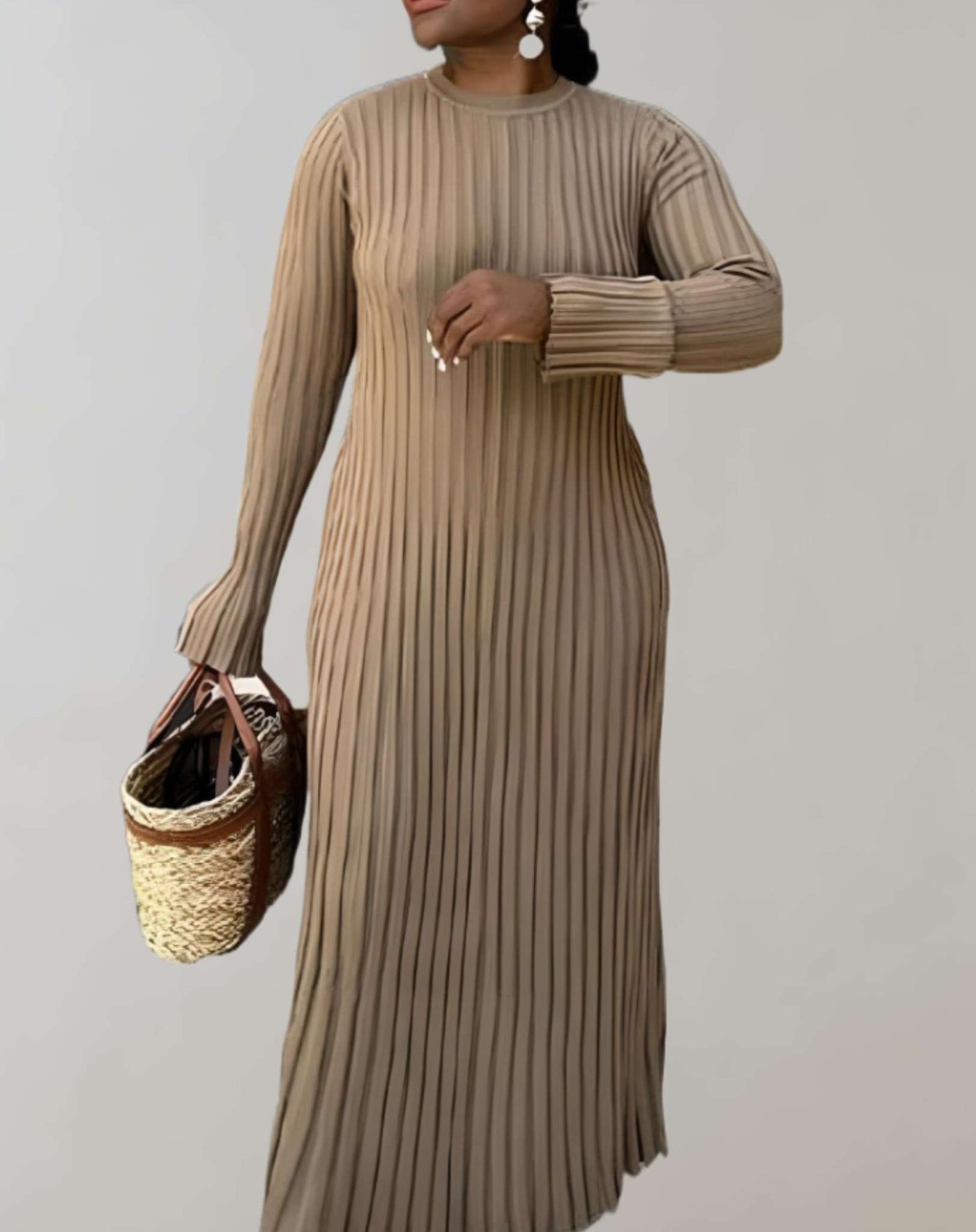 Adley - Langes figurbetontes Kleid mit Rundhalsausschnitt und Rippstrick Kleid