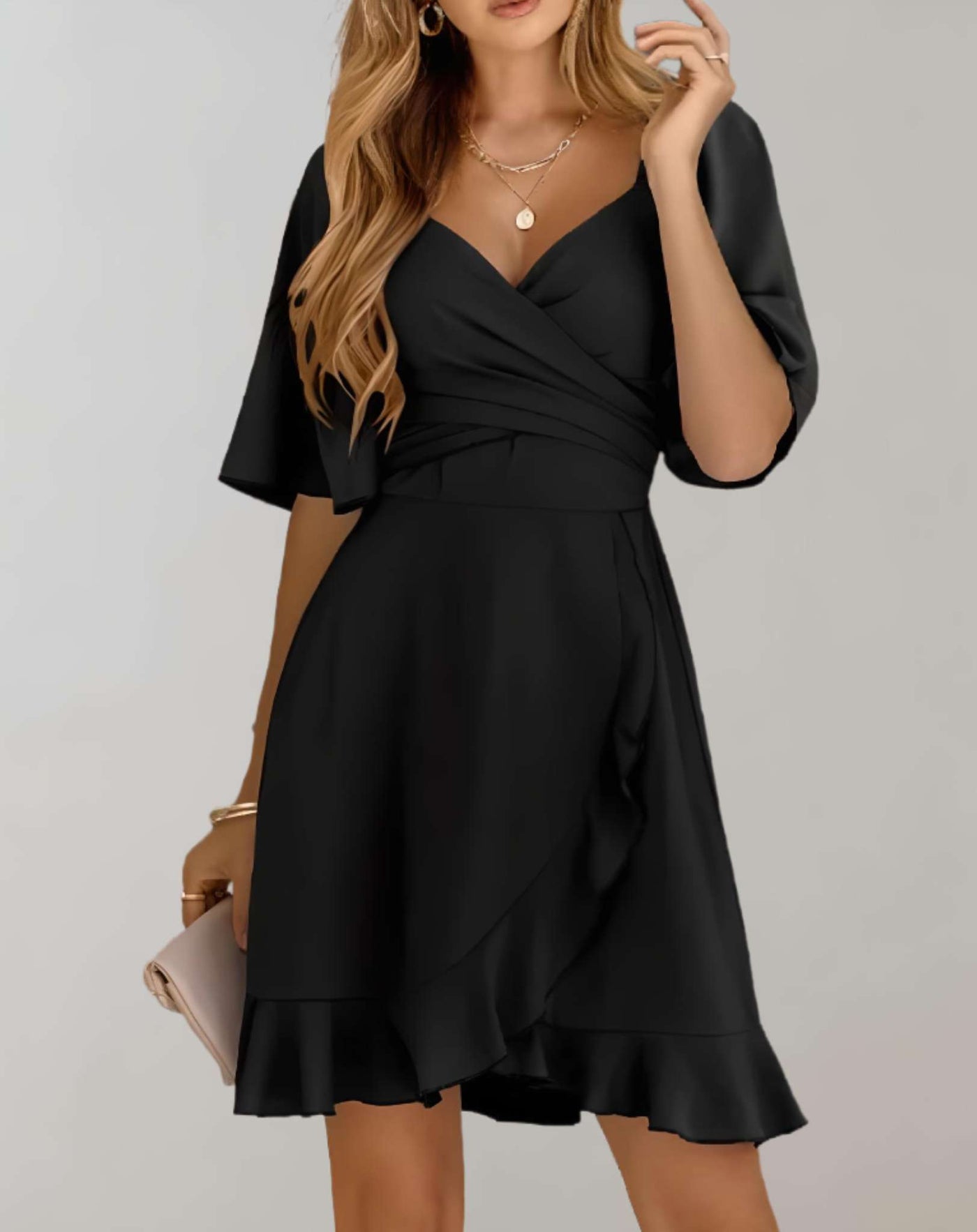 Aria - Minikleid mit Rüschendesign und weiten halblangen Ärmeln Kleid