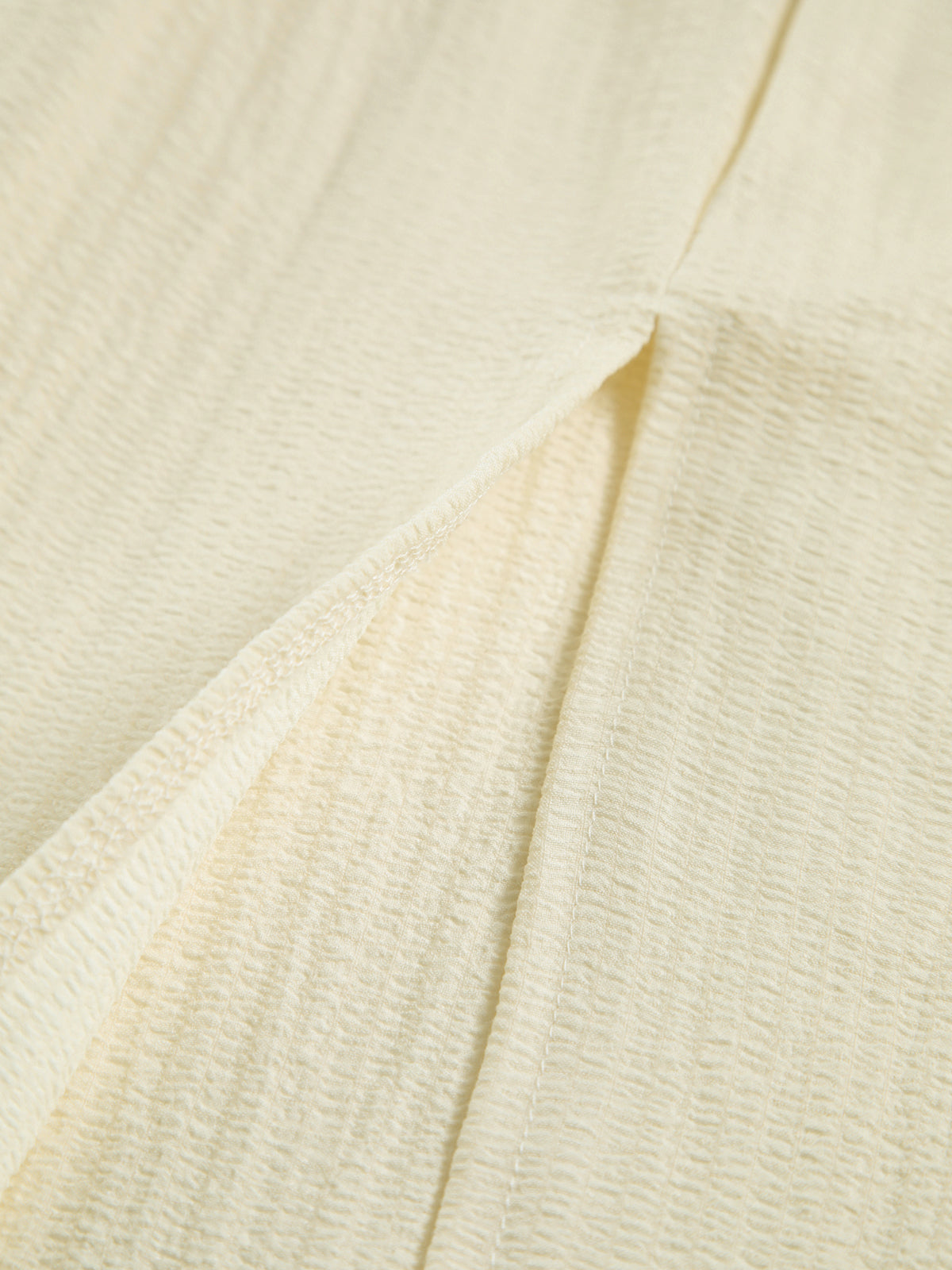 Addison - Rückenfreies, geteiltes Midikleid mit Kreuzschlitz