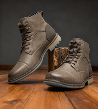 Aldric | Herren Schnürboots mit Zehenkappe in Grau-braun