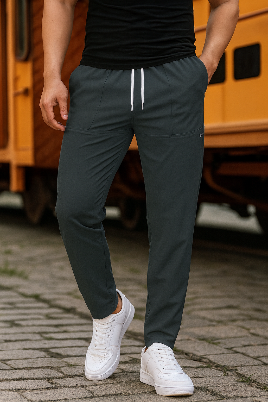Stylische Trainingshose für Herren mit praktischen Taschen und moderner Passform