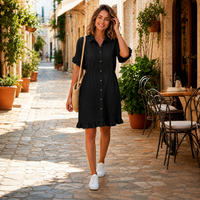 Romy | Bequemes Denim-Kleid mit schmeichelnder Raffung in Schwarz