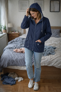 Ute | Damen Kapuze Reißverschluss Regenjacke in Marineblau