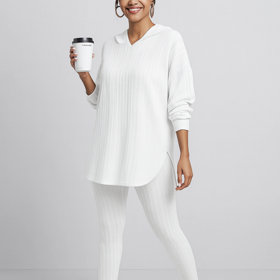Damen Zweiteiler aus Rippstrick – Kapuzenpullover mit langen Ärmeln & Skinny Hose – Lässiges Freizeit-Outfit