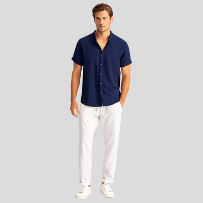 Luca Sommer-Leinen-Duo – Herrenoutfit mit Slim-Fit-Polo und maßgeschneiderten Hosen