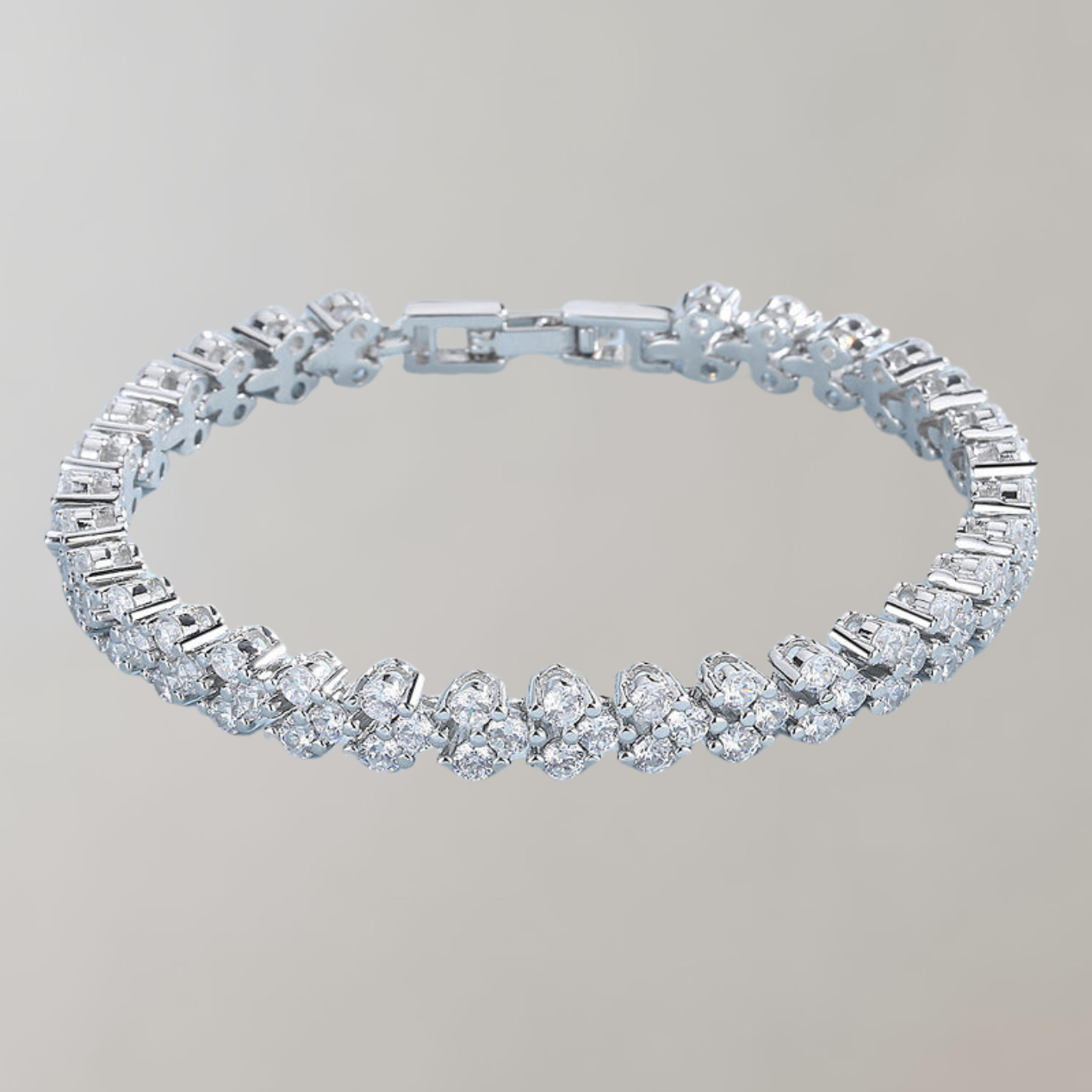 Katherine - funkelndes Tennisarmband mit Herz-Zirkonia-Steinen | glamouröse Armbänder Frauen