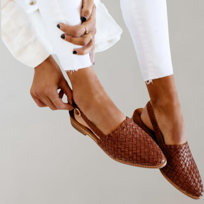 Hilga - Flache Sandale mit niedrigem Absatz | Loafer-Sandale mit Riemen an der Rückseite