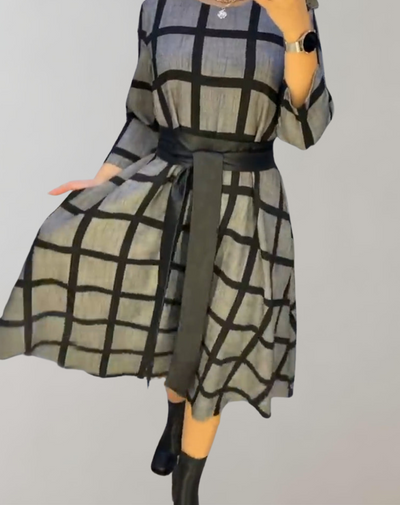 Fiona - Midikleid mit Gittermuster | modernes kariertes Kleid für Damen | Großes kariertes Abendkleid