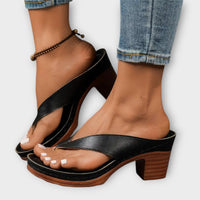 Emily - Orthopädische Hakken Slippers in Schwarz