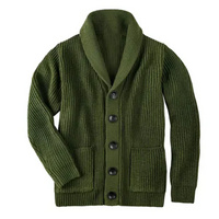 Gerippte Strickjacke mit Kragen in Grün
