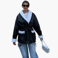 Damen Winterjacke mit Gürtel und Fronttaschen in Schwarz