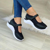 Damen Mesh Sneaker mit Klettverschluss für Komfort und Atmungsaktivität in Schwarz