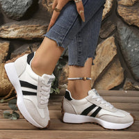 Damen Retro Platform Chunky Sneakers mit Schnürung und markanter Plateausohle in Hvid