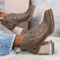 Damen Western Stiefeletten mit Orthopedic Arch Support und Blockabsatz für Komfort in Texaner Brown
