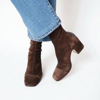 Damen Wildleder Ankle Boots mit Orthopädischer Arch Support und Blockabsatz in Dunkelbraun