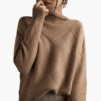 Damen pullover mit Rollkragen und Struktureinsätzen in Braun