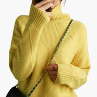 Damen pullover mit Rollkragen und Struktureinsätzen in Gelb