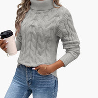 Damenpullover mit Rollkragen und Zopfmuster in Grau