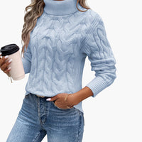 Damenpullover mit Rollkragen und Zopfmuster in Blau