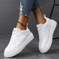 Elegante und bequeme Turnschuhe - Elke in Weiß