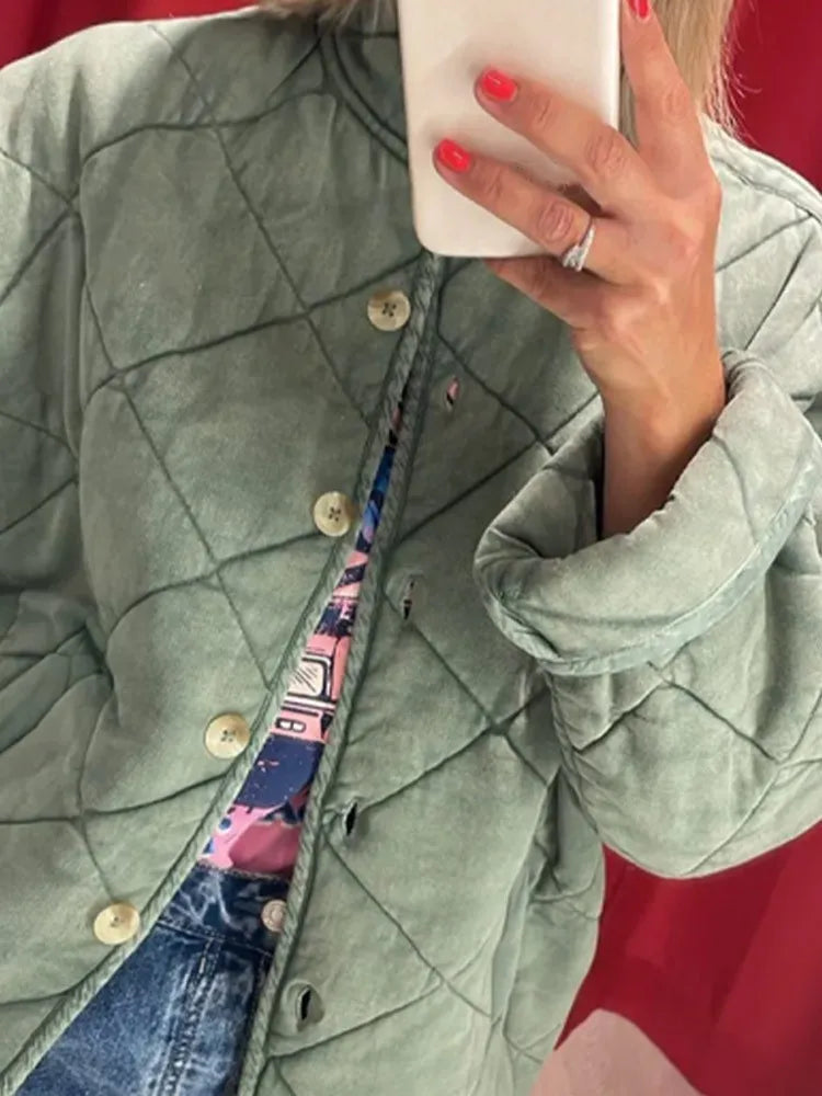 Elegante Oberbekleidung für stilbewusste Frauen - Trendige Mode für jede Gelegenheit