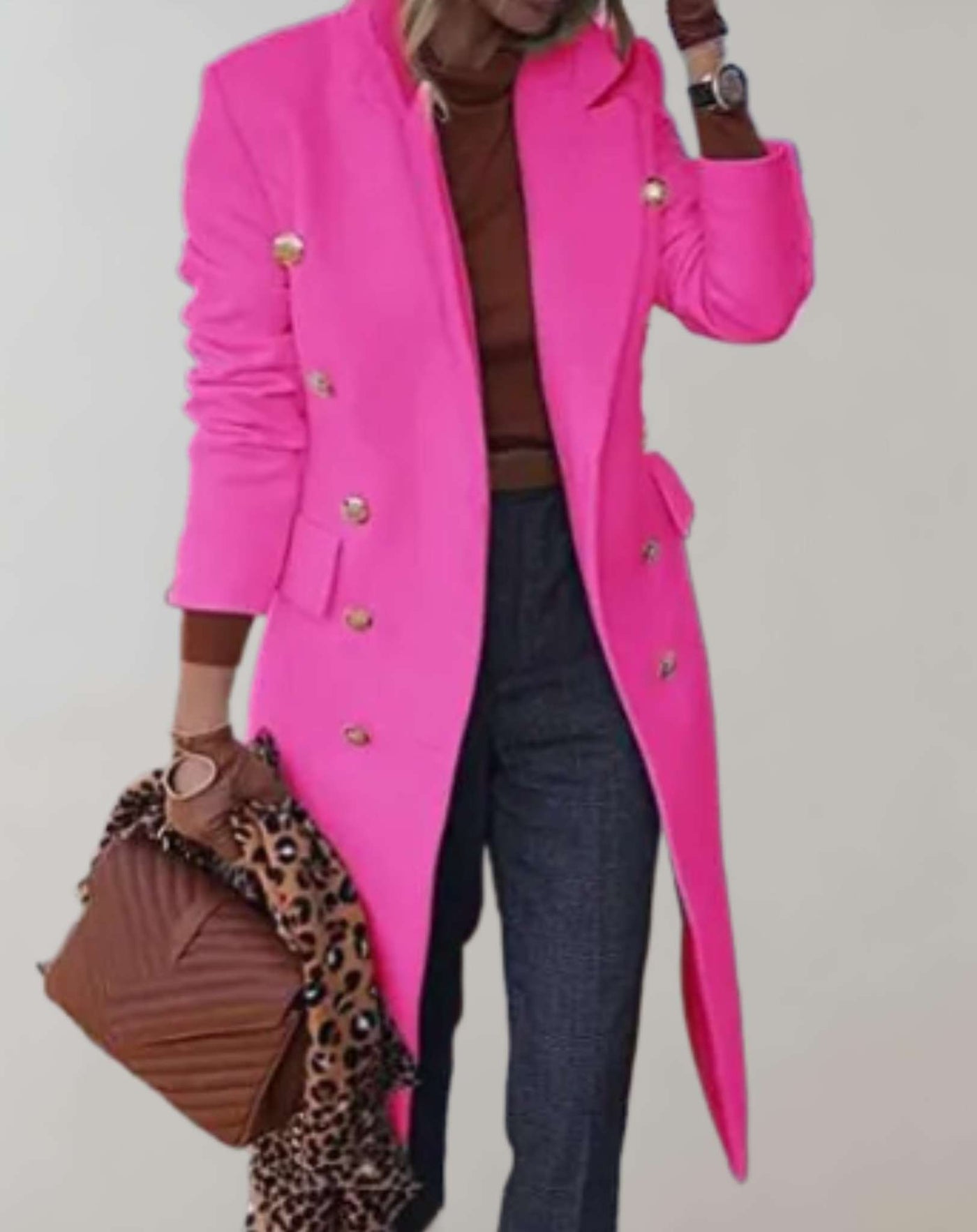 Eva -  Lange gut sitzende Manteljacke mit großen goldenen Knöpfen Jacke