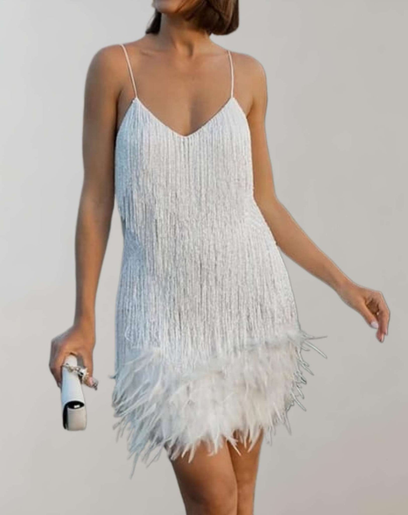 Evie - Ärmelloses Minikleid mit tiefem V Ausschnitt und Pailletten Quastendesign Kleid