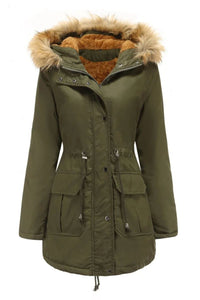 Winterparka mit Kunstfellkapuze für Damen - Fiene in Grün