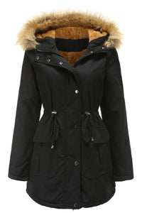 Winterparka mit Kunstfellkapuze für Damen - Fiene in Schwarz