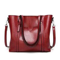 Klara | Luxuriöse Lederhandtasche in Burgunderrot