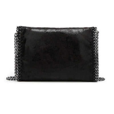 Elegante Wildleder-Clutch mit trendiger Kettenapplikation