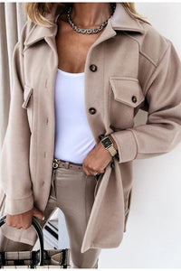 Modische Damen Hemdjacke mit Gürtel – Stylische Shacket für Herbst und Winter in Beige