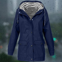 Regenfeste Windjacke für Frauen - Hellee in Dunkelblau
