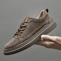 Huxley | Sneakers en Suède in Braun