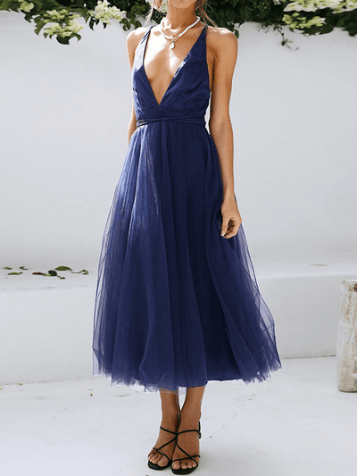 Schickes, Bauschiges Midi-Trapezkleid aus fließendem Tüll, rückenfrei, mit zarten Trägern und V-Ausschnitt für Damen, ideal für Cocktailpartys