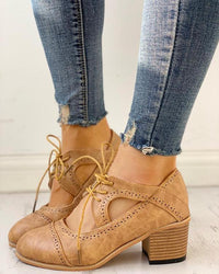 Ilaria- Damen Schnürpumps mit Vintage Design und Blockabsatz in Beige