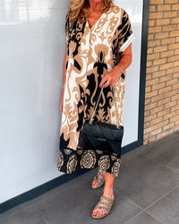 Yaseen - Kleid mit verziertem Muster in Schwarz