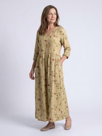 Marina | Florales V-Ausschnitt Maxikleid mit drei Viertelärmeln in Gelb