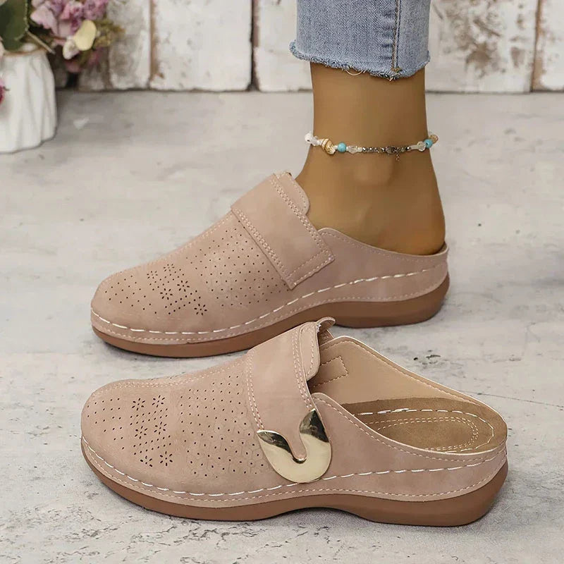 Lion - Stylish Orthopedic Clogs with Heel