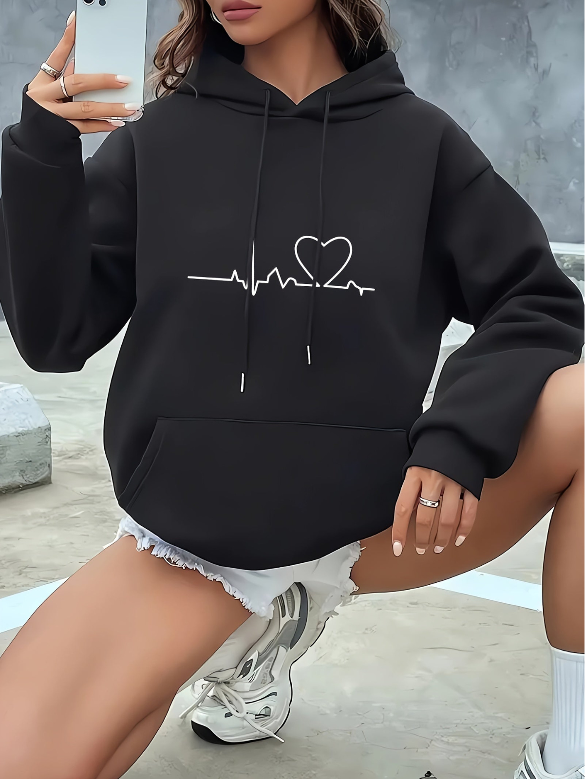 Lyra™ – Herzschlag Liebe Hoodie