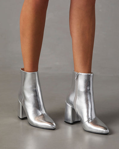 Anary - Schimmernde, silberne Stiefeletten mit Blockabsatz | Schicke Stiefeletten mit spitzer Spitze in Metallic-Optik
