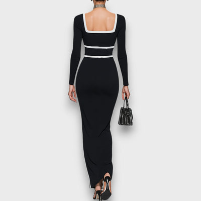 Salvinea – Figurbetontes Maxikleid mit quadratischem Ausschnitt