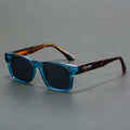 Tiefes Kobalt