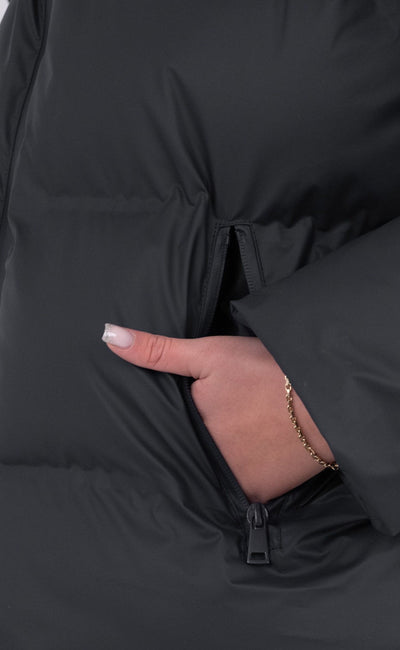 Schwarze Daunen Jacke für Damen | Mit Kapuze