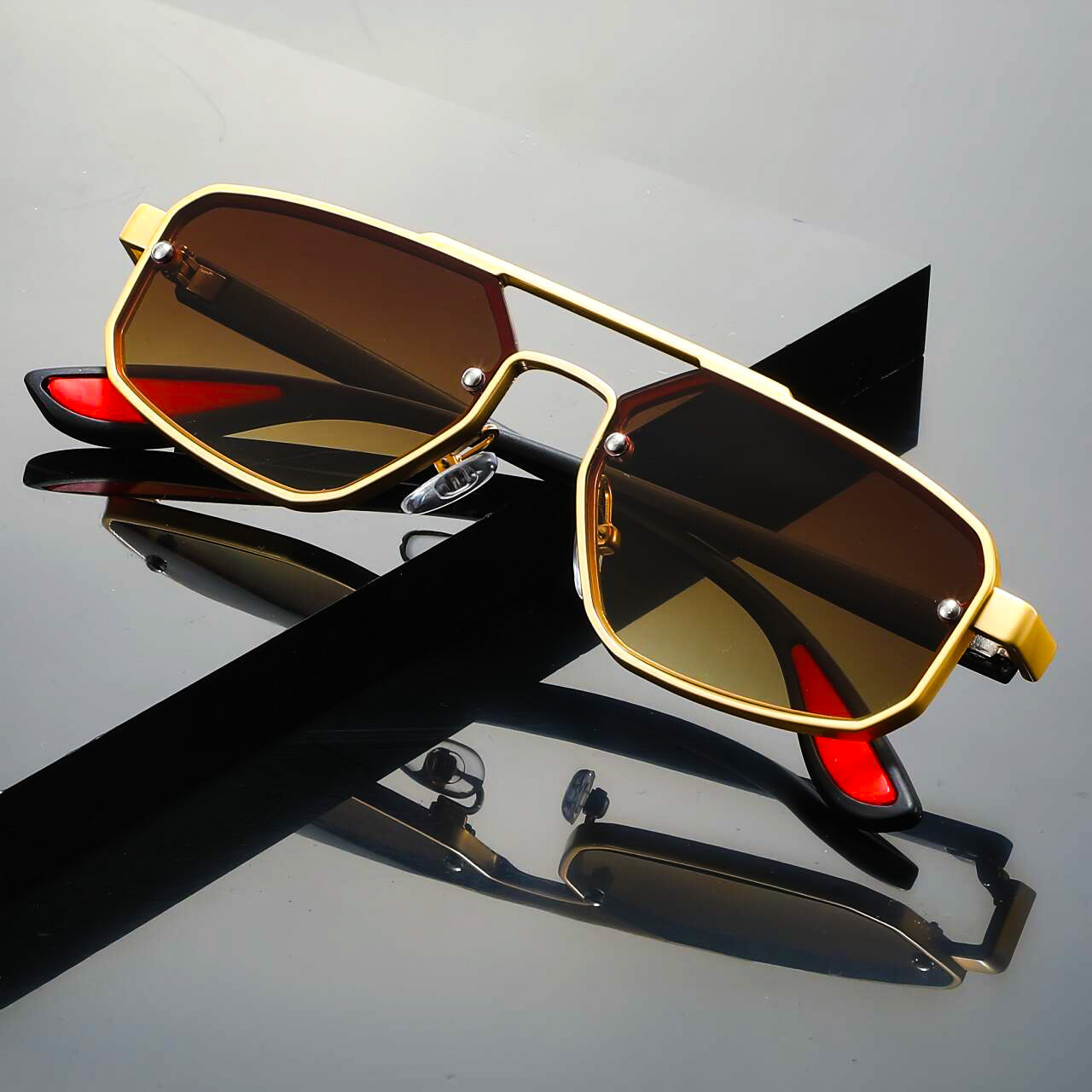 Titan Klosze polaryzacyjne