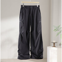 Damen Technische Weite Cargo-Hose mit verstellbarem Saum und Mehrfachtaschen Nord Taschen in Nachtschwarz
