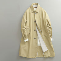 Damen Oversize-Trenchcoat aus atmungsaktivem Baumwollmischgewebe mit verdeckter Knopfleiste Nord Taschen in Khaki