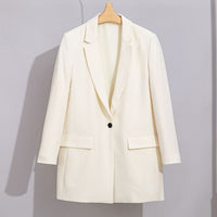 Damen Longline-Blazer mit geradem Schnitt und dezenten Pattentaschen Nord Taschen in Weiß